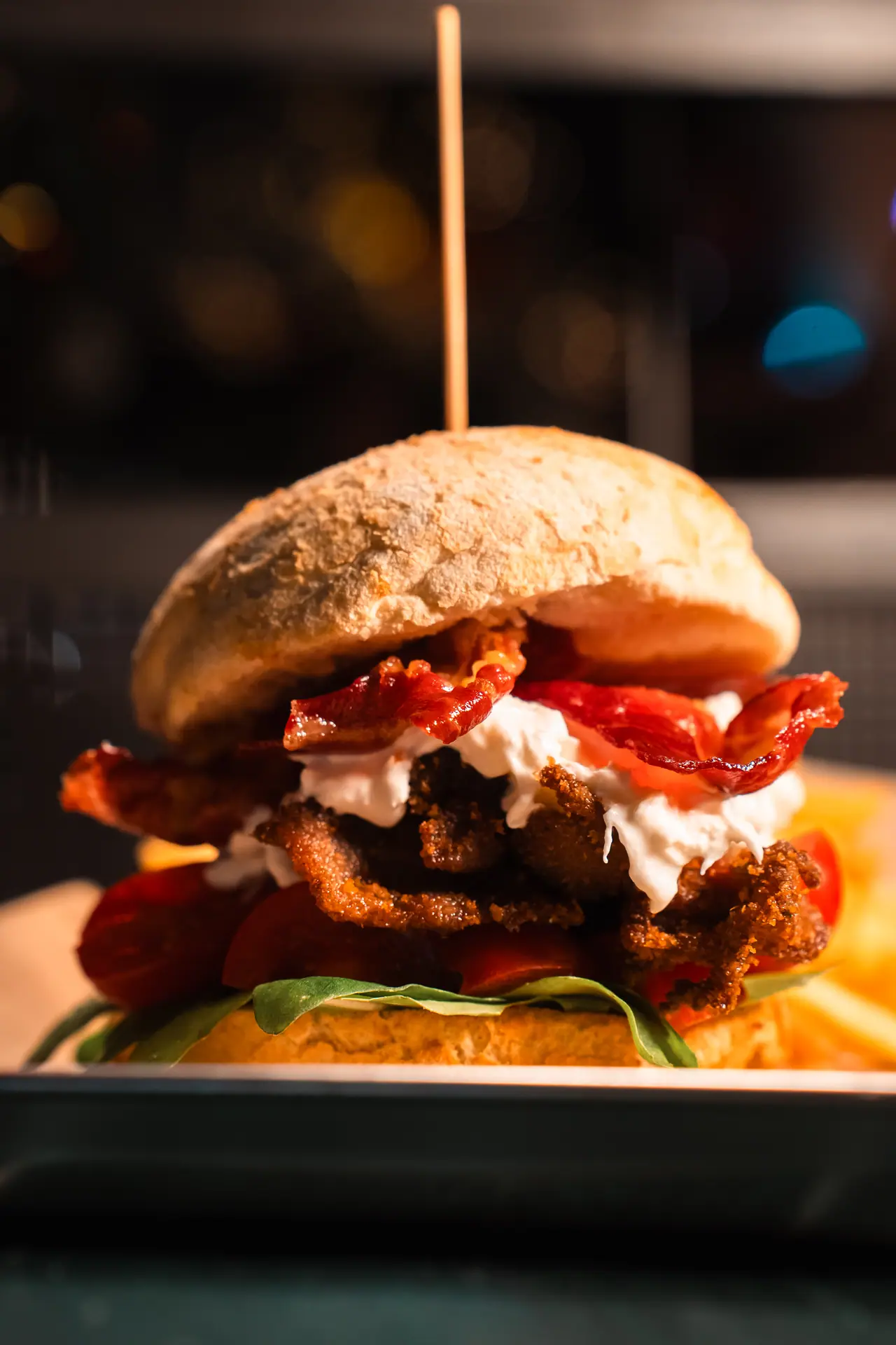 Burger con bacon e cheddar