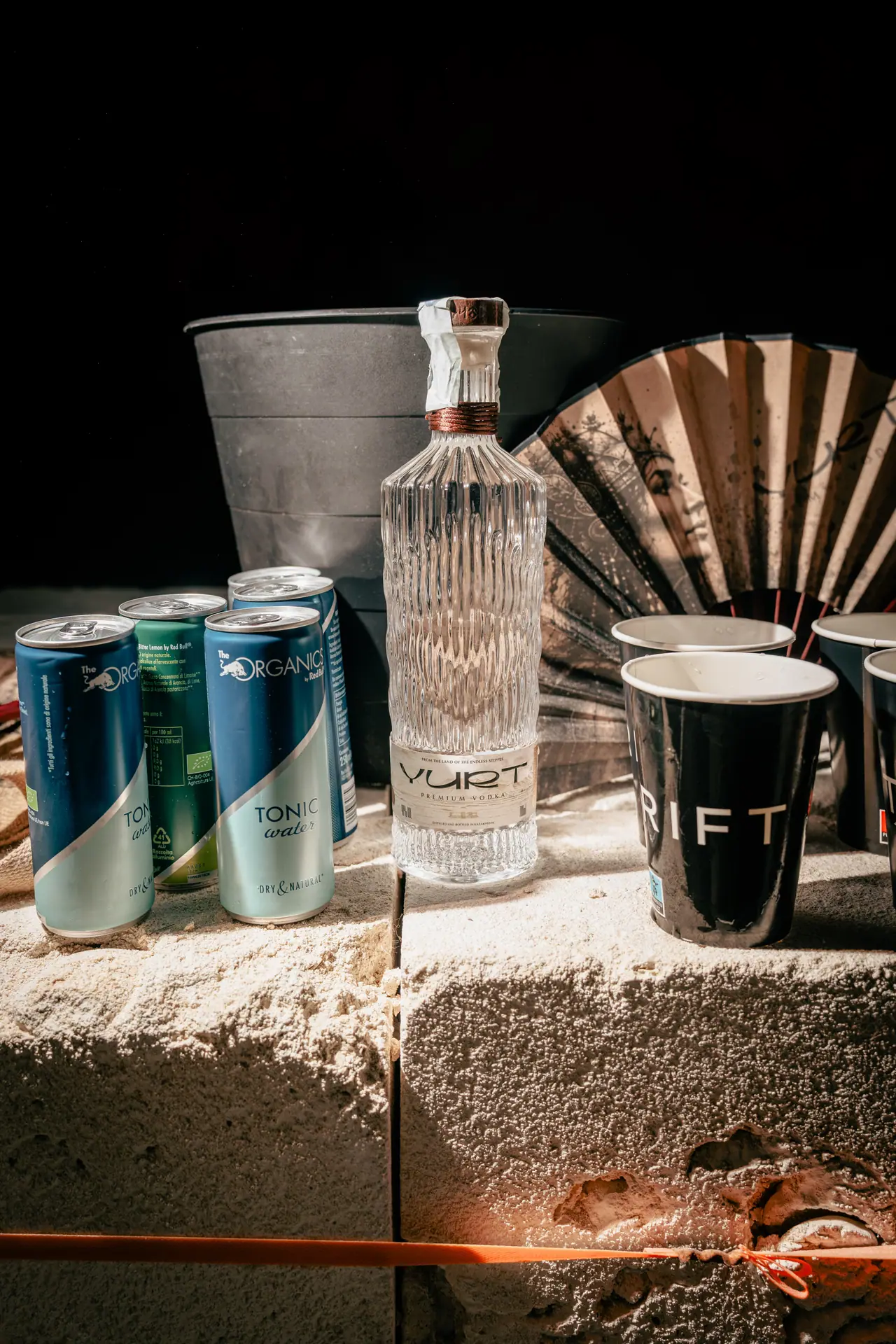 Yurt Vodka sul bancone di pietra
