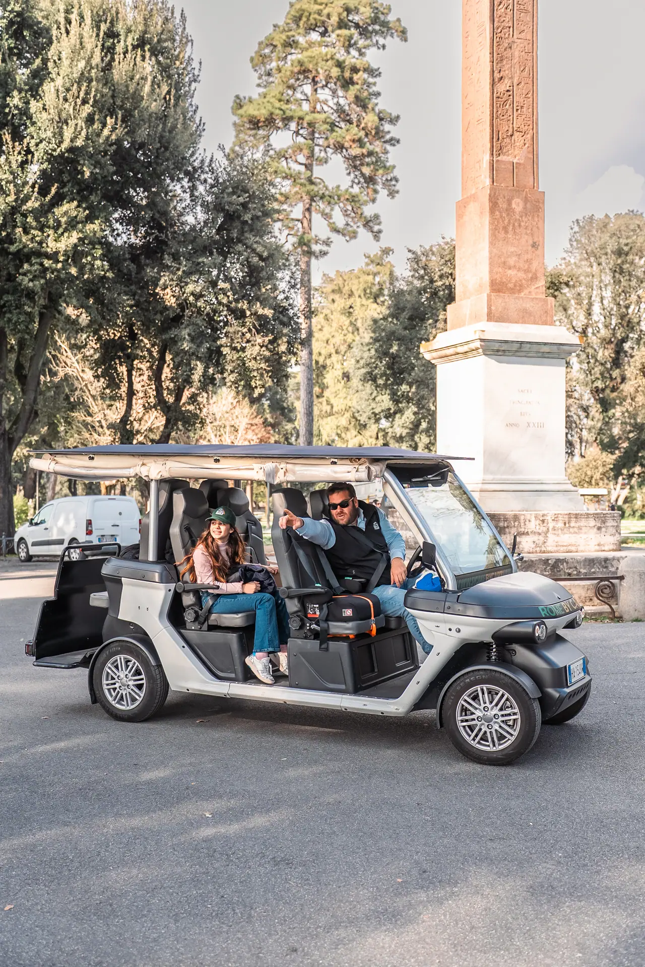 Golf cart a piazza del Popolo